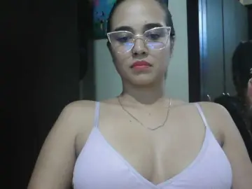 Trianabell  live sex cam