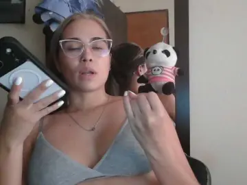 Trianabell  live sex cam