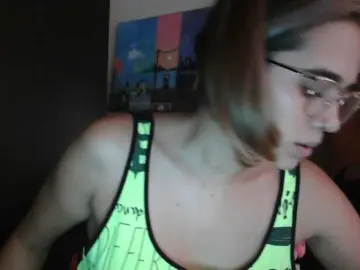 Trianabell  live sex cam