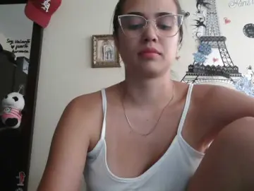 Trianabell  live sex cam