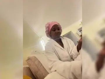 LiZ3  live sex cam