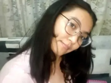 NellaSadik  live sex cam