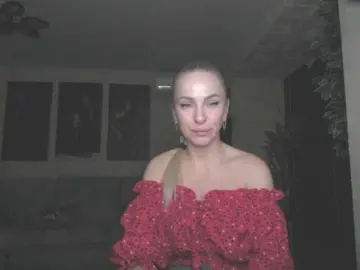 Annamari1563  live sex cam