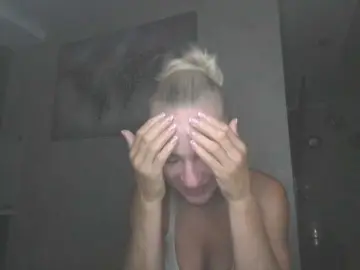 Annamari1563  live sex cam