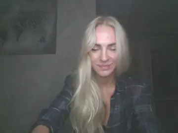 Annamari1563  live sex cam