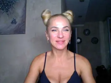 Annamari1563  live sex cam