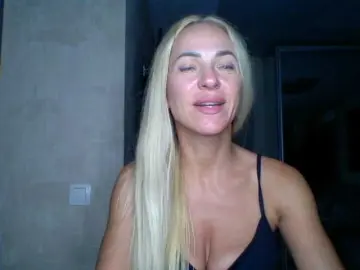 Annamari1563  live sex cam