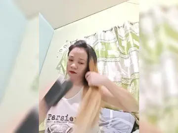 Lavzlavz6  live sex cam