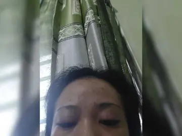 Lavzlavz6  live sex cam