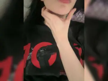 Pinklildoll  live sex cam