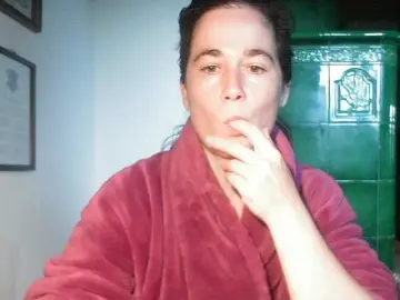 AmanelWhite  live sex cam
