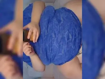 Mari301  live sex cam