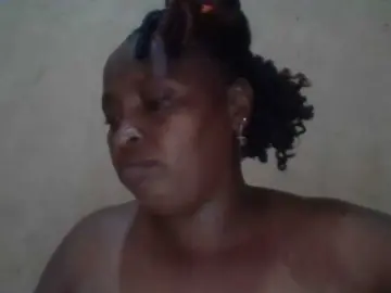 Mommie  live sex cam