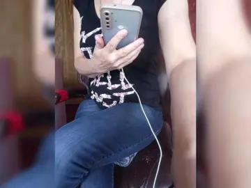 SexyNaturalka  live sex cam