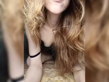 Your-Peachy-Dream  live sex cam