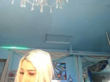 Adrianna_fox  live sex cam