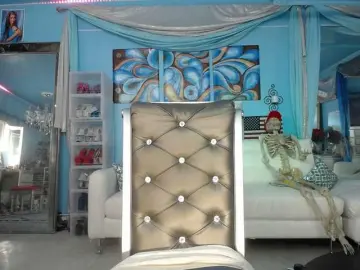 Adrianna_fox  live sex cam