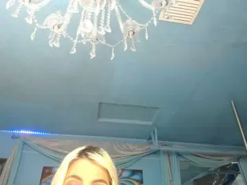 Adrianna_fox  live sex cam