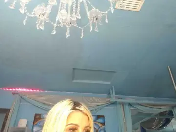 Adrianna_fox  live sex cam