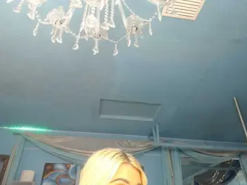 Adrianna_fox  live sex cam