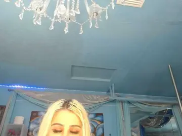 Adrianna_fox  live sex cam