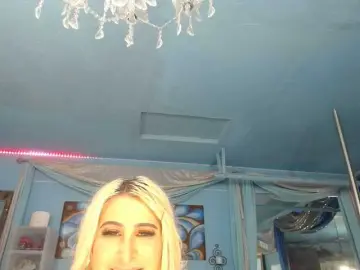 Adrianna_fox  live sex cam