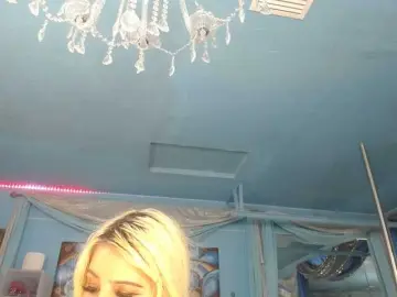 Adrianna_fox  live sex cam