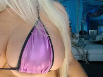 Adrianna_fox  live sex cam