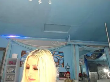 Adrianna_fox  live sex cam