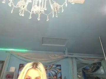 Adrianna_fox  live sex cam
