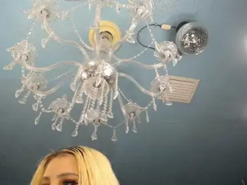 Adrianna_fox  live sex cam