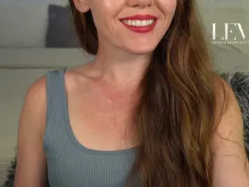 Levurassets  live sex cam