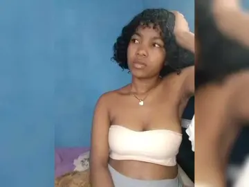 Candis02  live sex cam