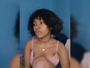 Candis02  live sex cam