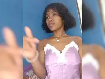 Candis02  live sex cam