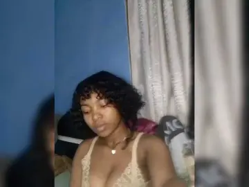 Candis02  live sex cam