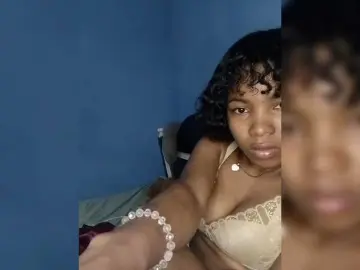 Candis02  live sex cam