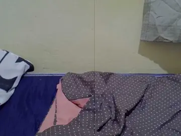 Hot-sissy  live sex cam