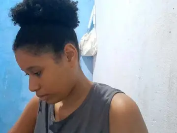 RomanaBeatson  live sex cam