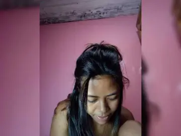 Rudih  live sex cam