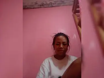 Rudih  live sex cam