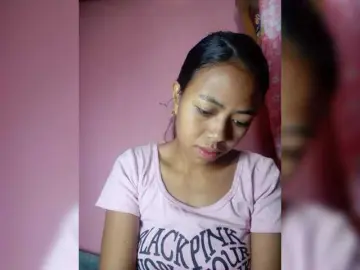 Rudih  live sex cam