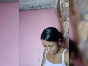 Rudih  live sex cam