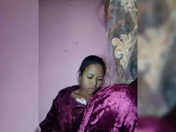 Rudih  live sex cam