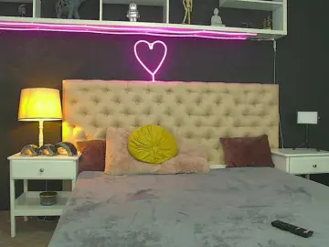 TaniaKarevina  live sex cam