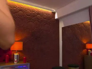 TaniaKarevina  live sex cam