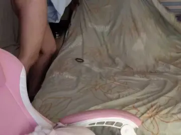 Tofumuch  live sex cam