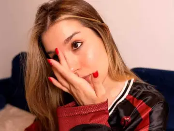 Vixen-SA  live sex cam
