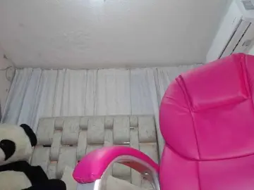 Paulina-evans  live sex cam