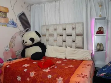 Paulina-evans  live sex cam